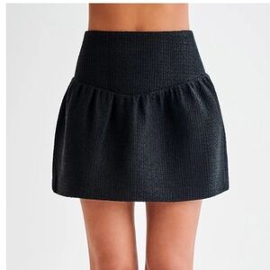 Nwt Meshki Cyrus Gathered Boucle Mini Skirt‎ Black Size S